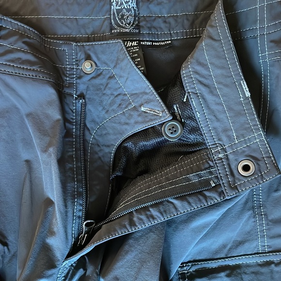 Kuhl Convertible Hiking Pants, Dark Grey, Size 32 x 34 - Picture 8 of 12